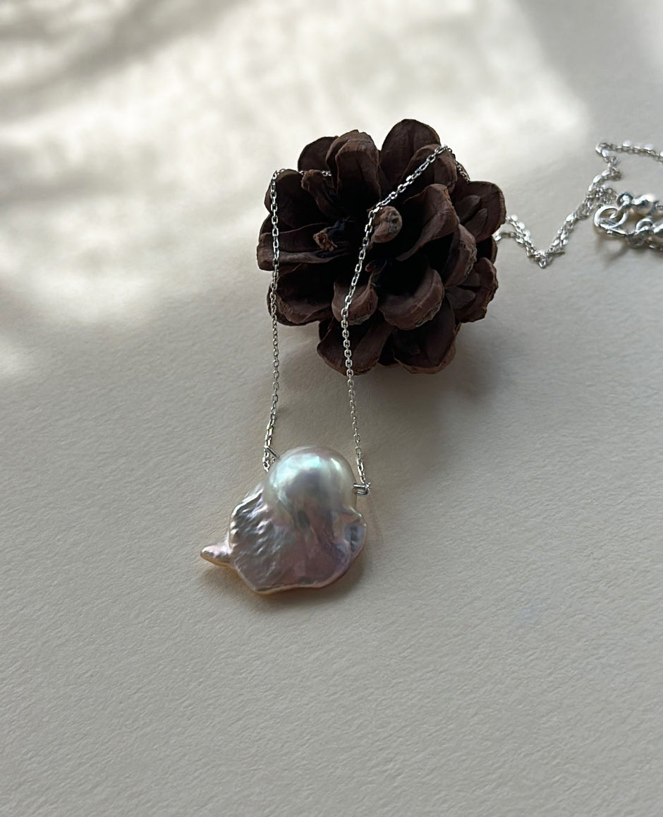 Misty Pearl Silver Necklace