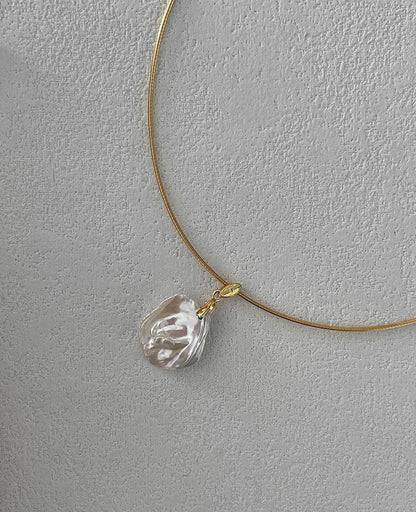 Golden Petal Choker Necklace