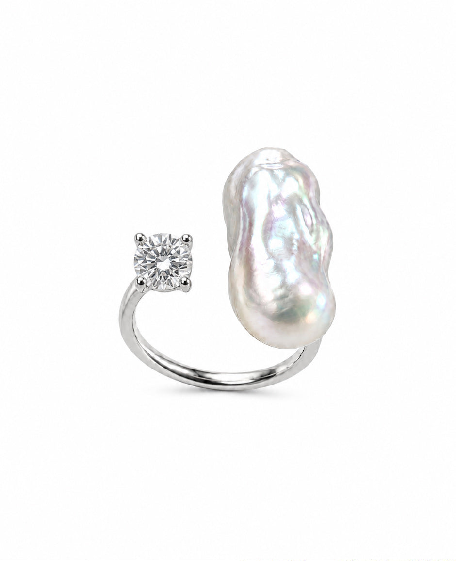 Luna Baroque Pearl Ring