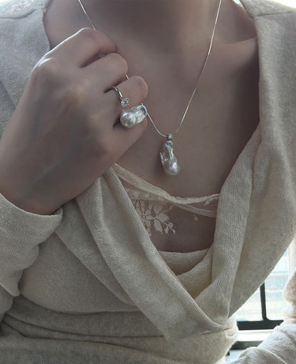 Luna Baroque Pearl Ring