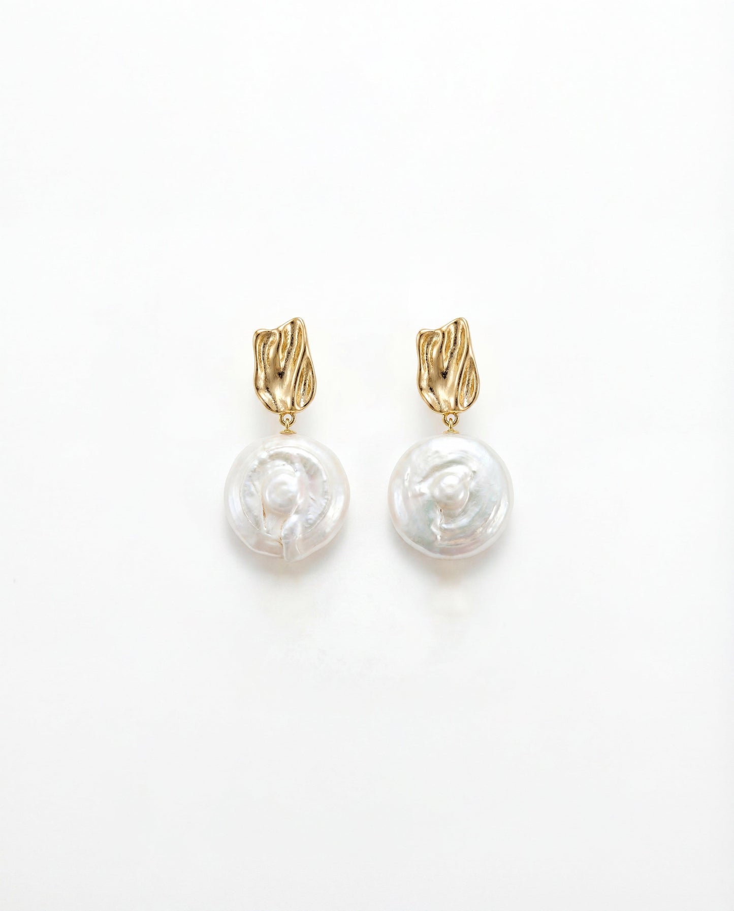 Roman Holiday Single Pearl Earrings