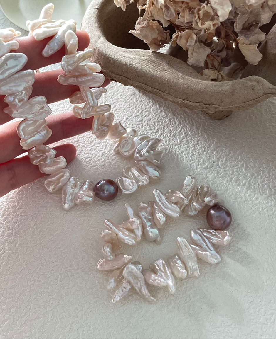 Sunlit Daisy Pearl Bracelet